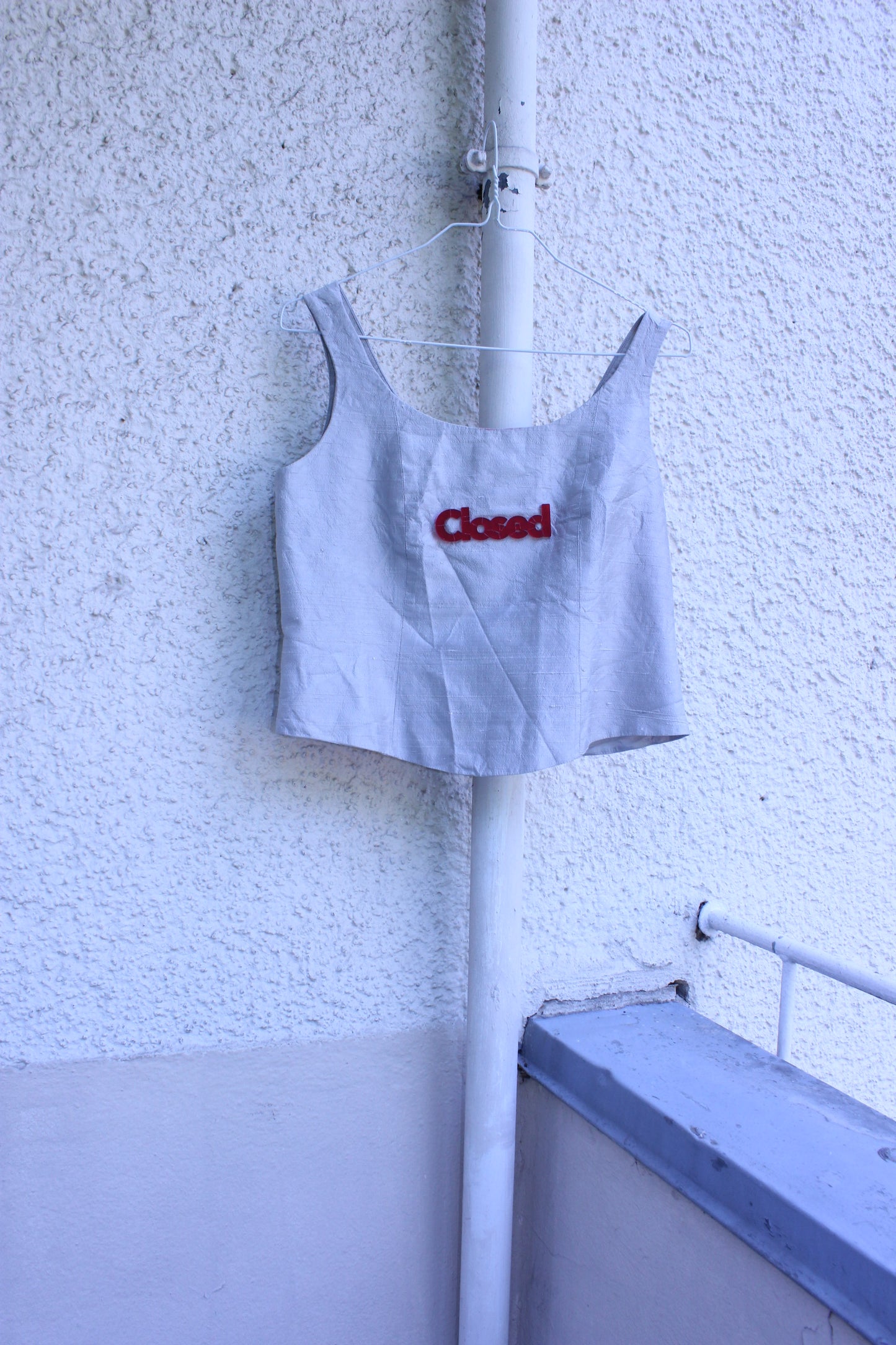 CLOSED TWO PIECE SET