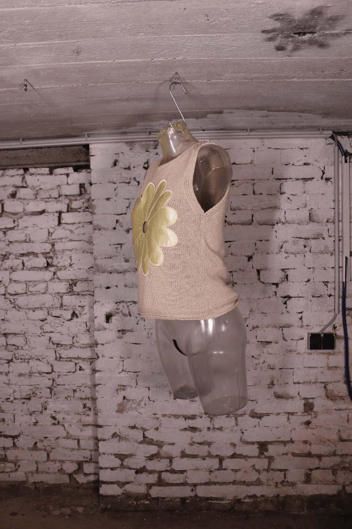 SECRET POCKET VEST