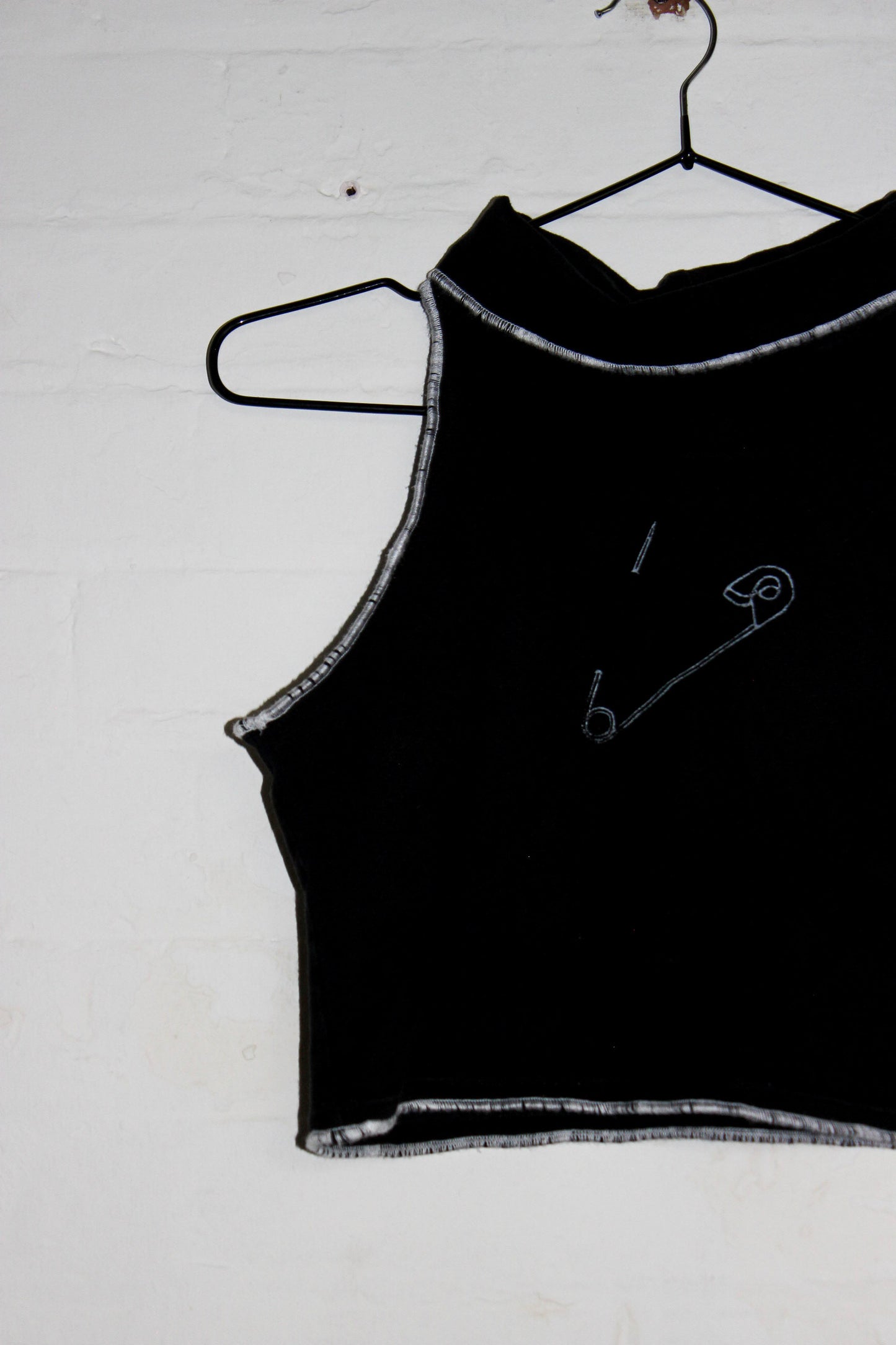 SAFETY PIN TURTLENECK